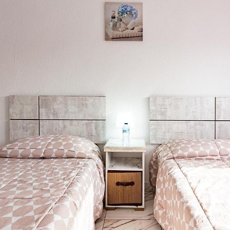 Home Queen คอร์ราเลโฮ ภายนอก รูปภาพ